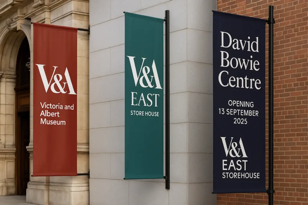 Bannières des sites du Victoria and Albert Museum 2025 à Londres